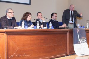 Fb8adb11 8ab2 4519 A584 F4afc8a0f7d8