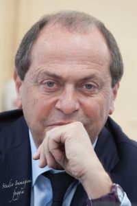 25a9e2a7 E185 4181 A4ce 4945a10509fa