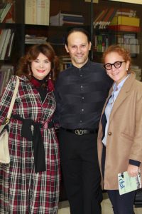 3bb11b24 01c8 4d91 92e9 F429331f347f