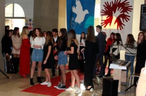 165ad9b9 5a8a 403b 923e Cba0c866f10d