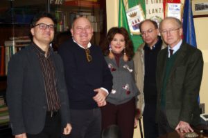 2eb801e8 1387 4bb1 8c77 8159647f40d8