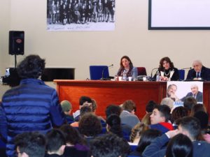 271d6a5e E5f9 43f4 8fd8 D2209214aec7